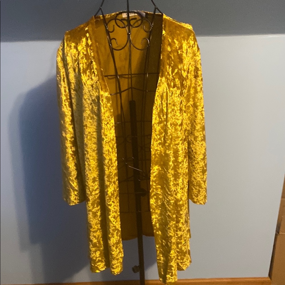 Elegant Yellow Velvet Women's Top NWOT